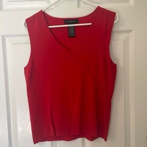 Cable & gauge sleevelesss V-neck top